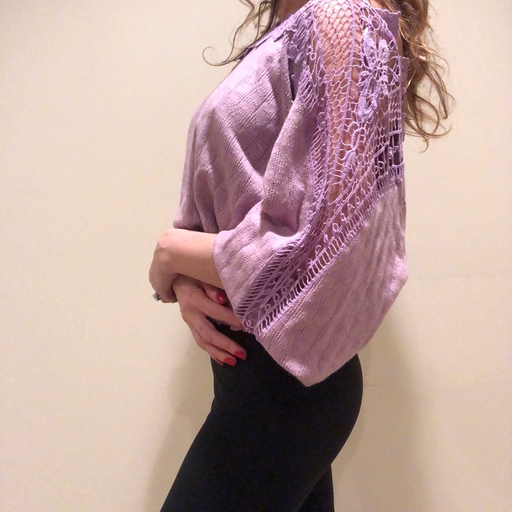 Sweater - Picture 4 of 5